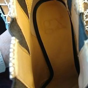 GX gwen Stephanie size 8